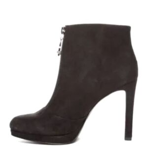 Nine West NWOT ankle boots with heel